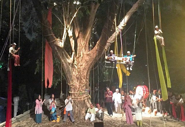 Teater atas pokok di Shah Alam mendapat pengiktirafan.