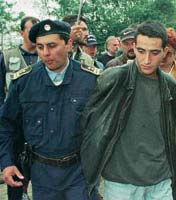 Офицер ОАК, некий Беким Мозреку, был арестован еще в 1998 году за систематические похищения сербов в Приштине